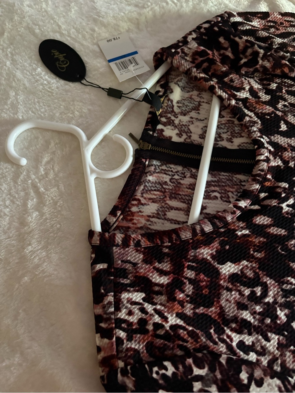 Cupio Long Sleeve Dress - Black, Brown, White - Picture 3 of 3
